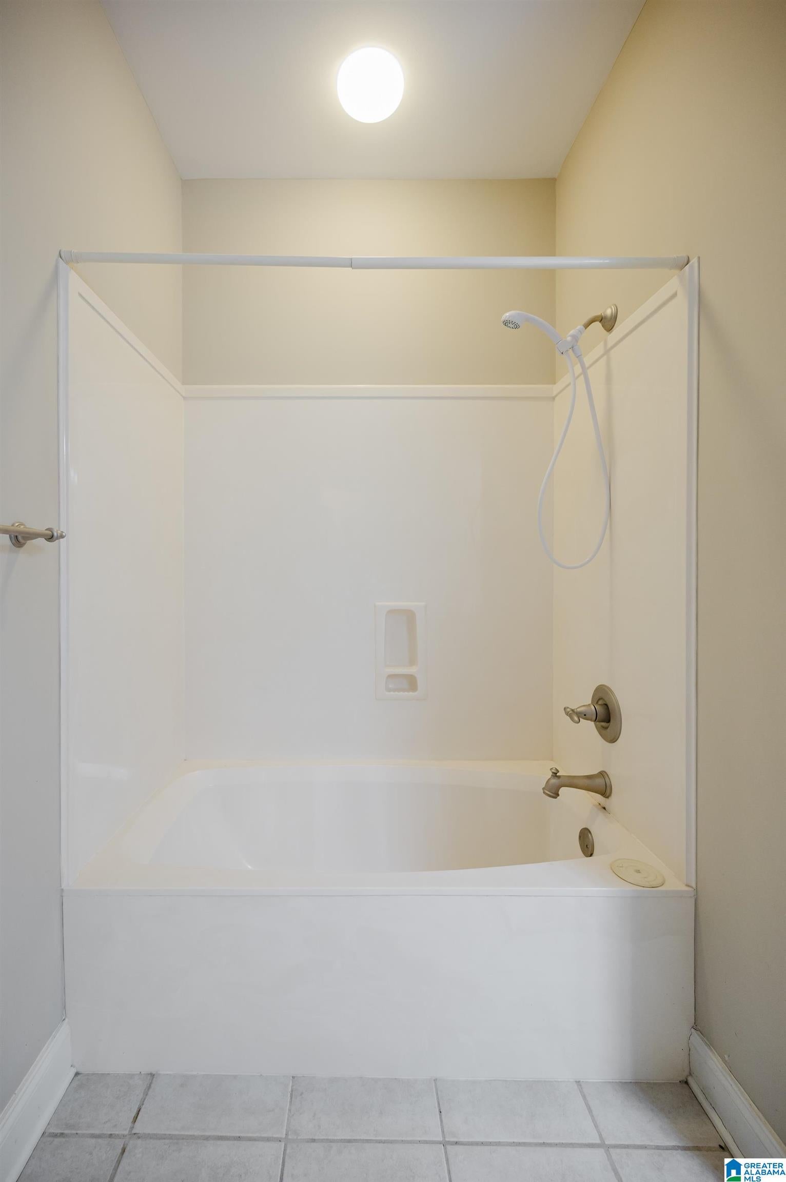 1124 Haven Road Hoover, AL 35242 - Photo 38 of 47 Gallery Image 38