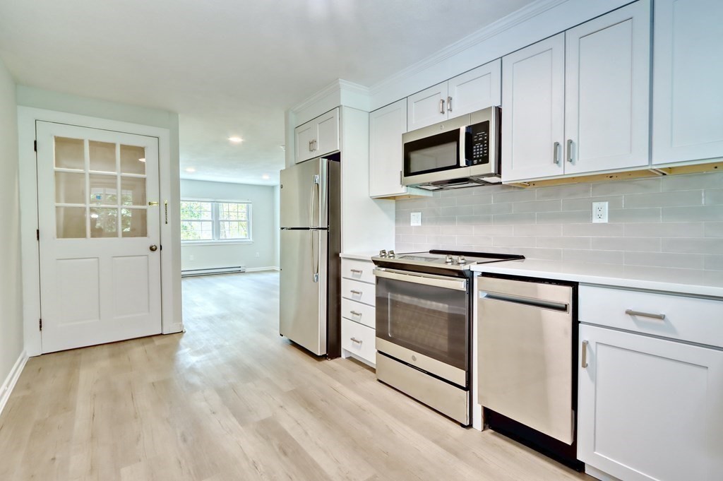 407 Washington Street, Unit 2 Westwood, MA 02090 - Photo 5 of 23
