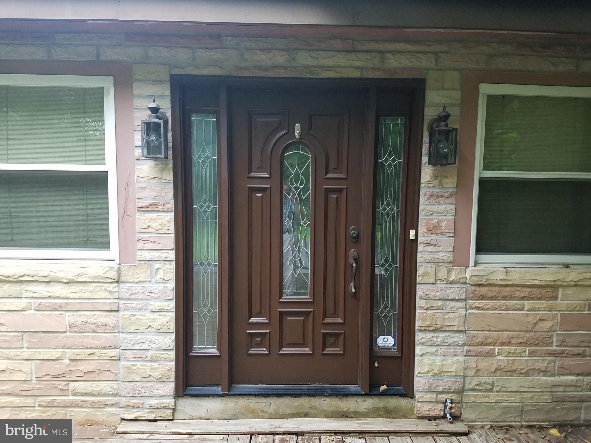 1465 Old Colonial Road Harrisburg, PA 17112 - Photo 2 of 49 Gallery Image 2