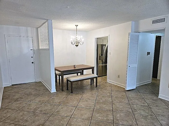 $1,650 | 2704 Whitney Place, Unit 723, Metairie, LA 70002