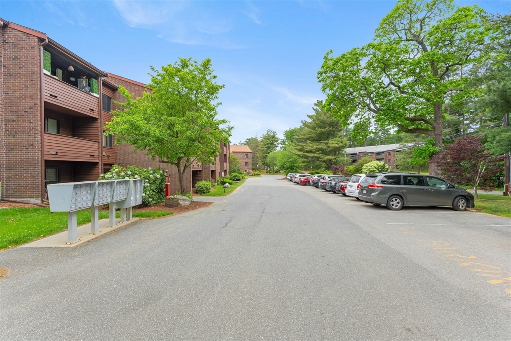 15 Davis Road, Unit B1 Acton, MA 01720 - Photo 23 of 29