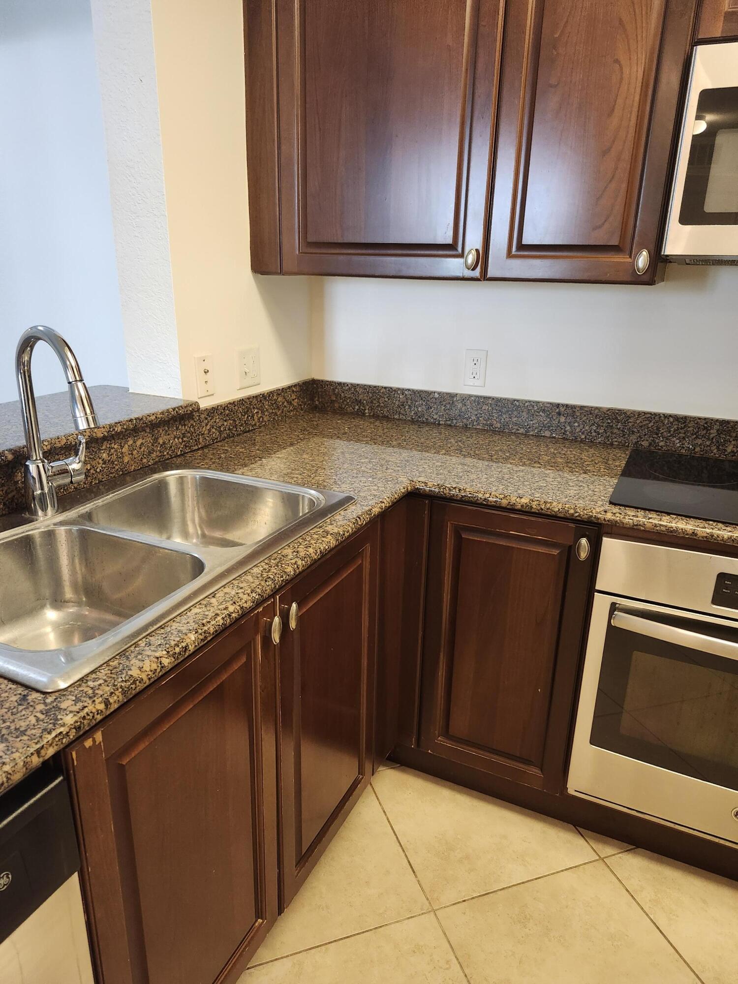 1660 Renaissance Commons Boulevard, Unit 2122 Boynton Beach, FL 33426 - Photo 5 of 14 20260410_133433