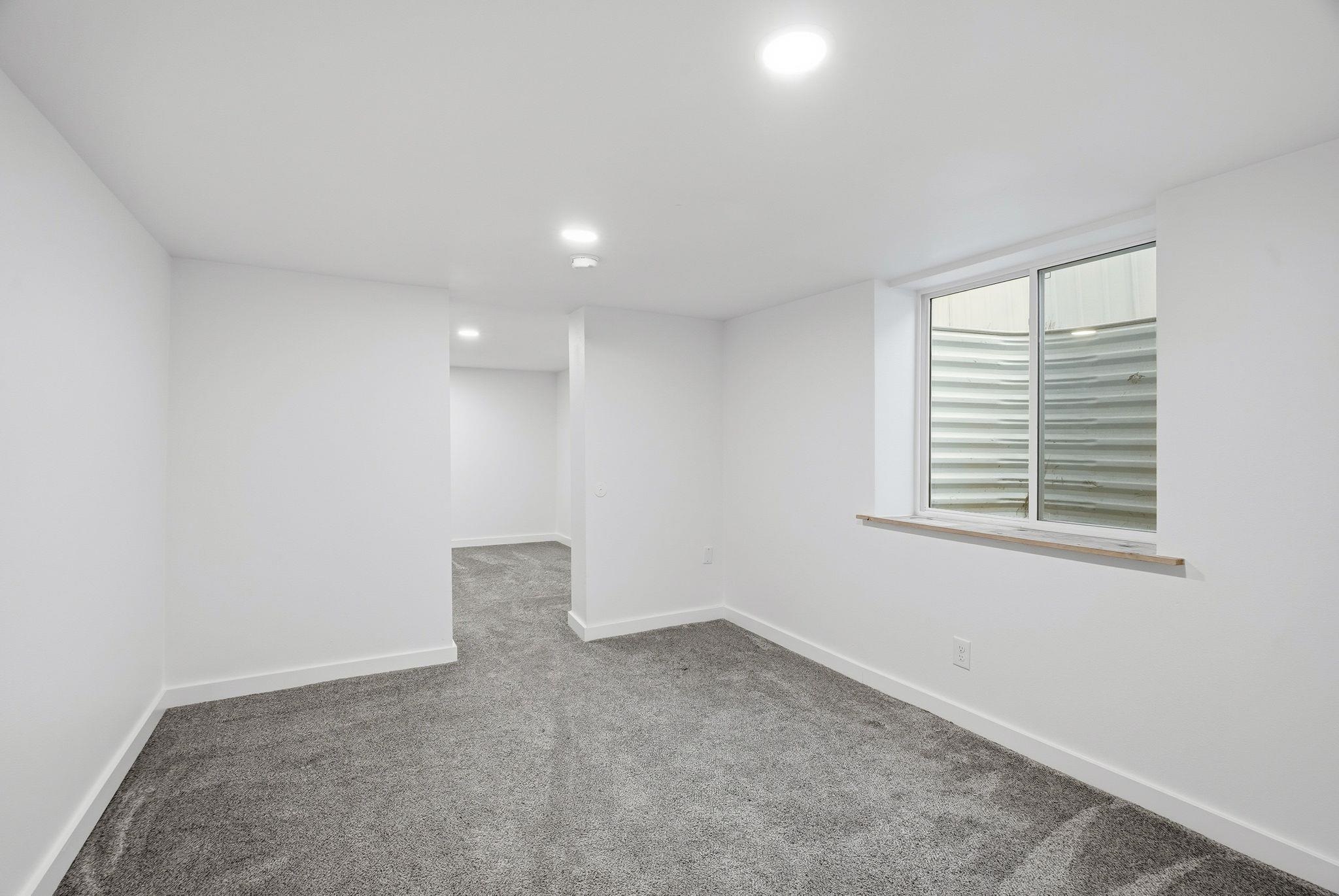 2018 East Central Avenue Spokane, WA 99208 - Photo 12 of 19