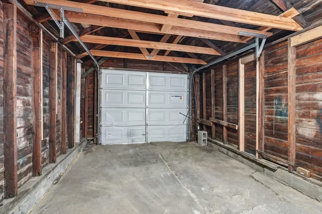 $307,500 | 2018 East Central Avenue, Spokane, WA 99208