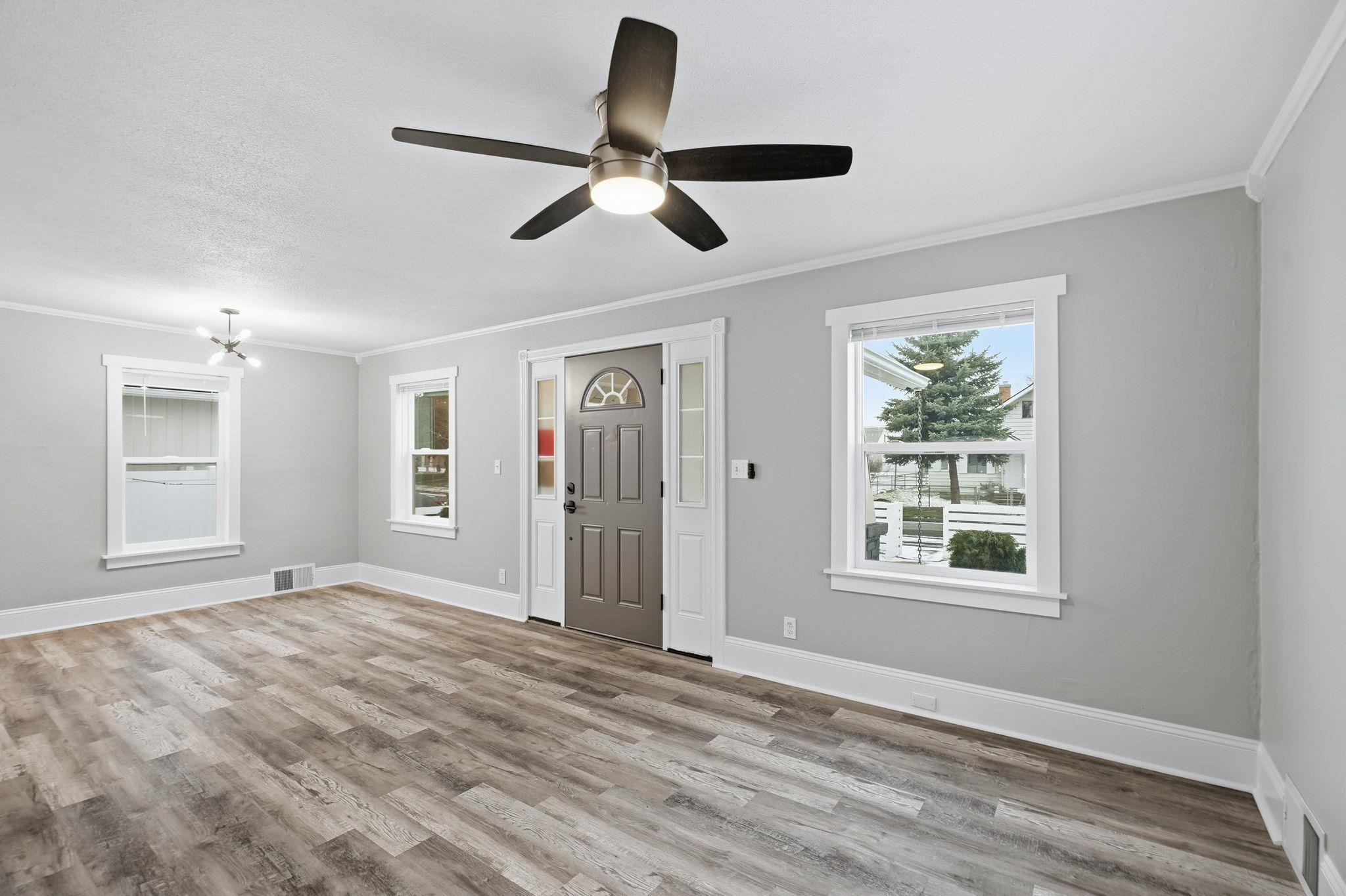 2018 East Central Avenue Spokane, WA 99208 - Photo 2 of 19