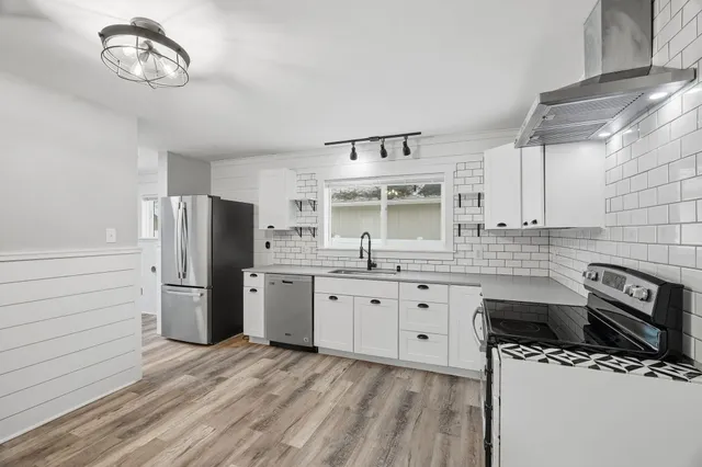 $307,500 | 2018 East Central Avenue, Spokane, WA 99208