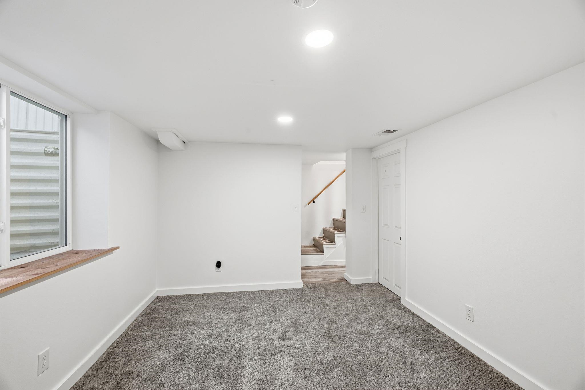 2018 East Central Avenue Spokane, WA 99208 - Photo 10 of 19