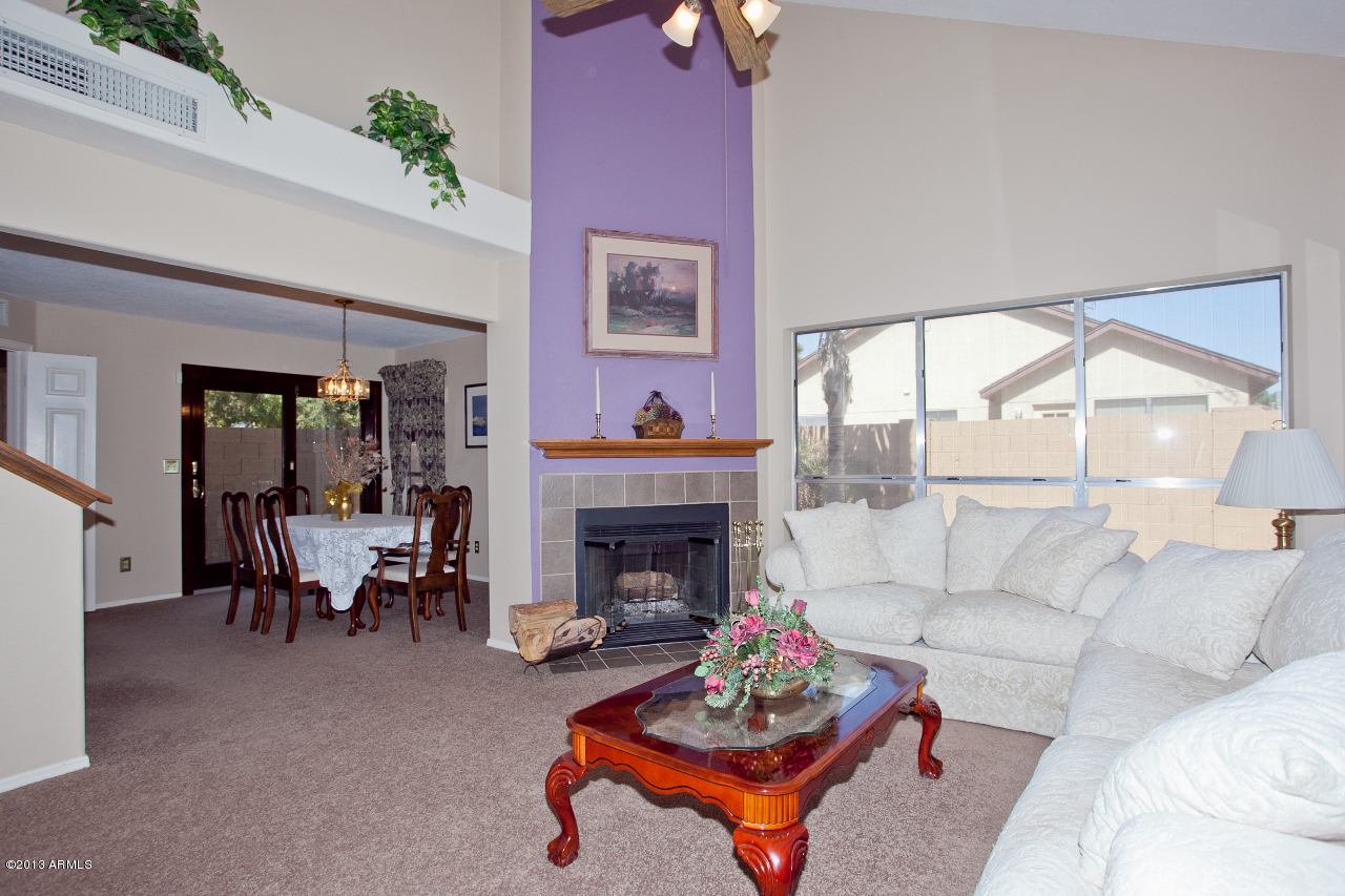 530 East Utopia Road Phoenix, AZ 85024 - Photo 12 of 20 Living and Dining Room View
