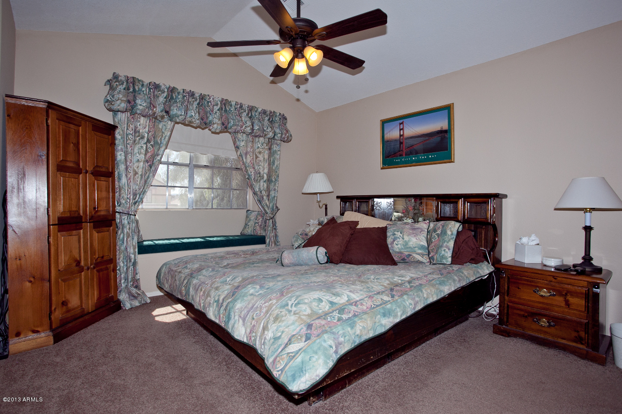 530 East Utopia Road Phoenix, AZ 85024 - Photo 13 of 20 Master