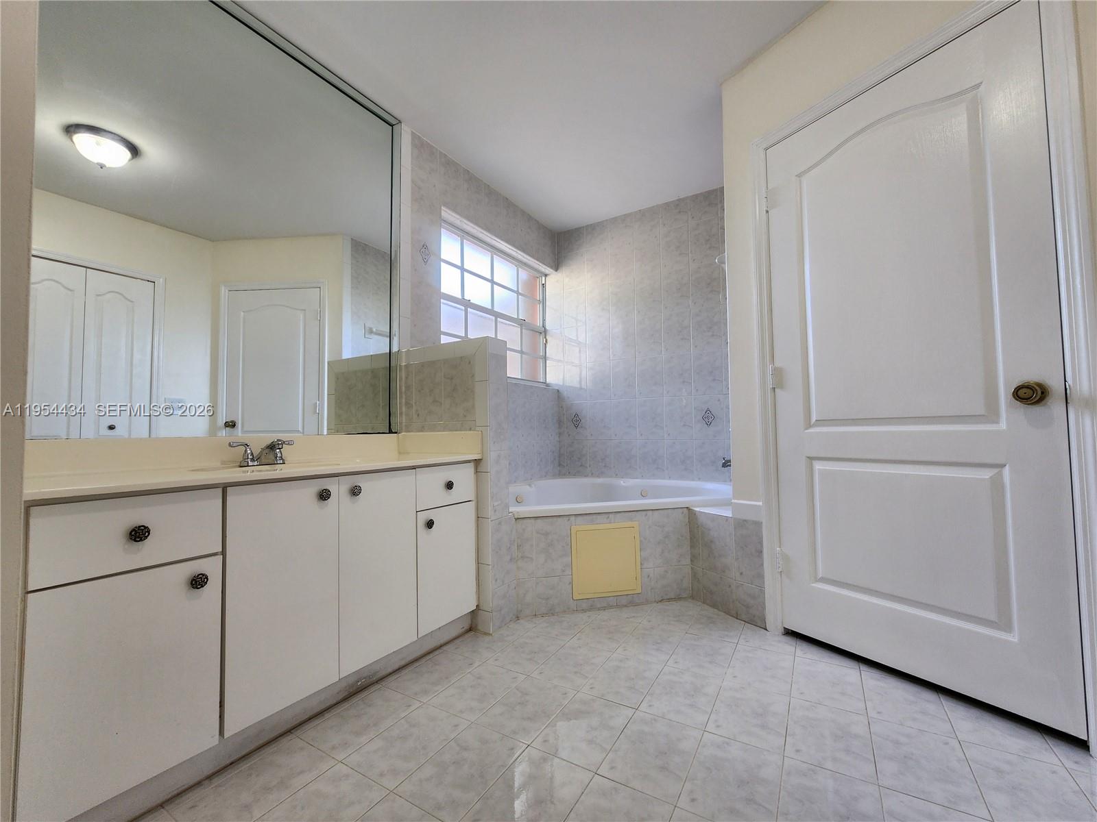 14653 Southwest 115th Street Miami, FL 33186 - Photo 12 of 17