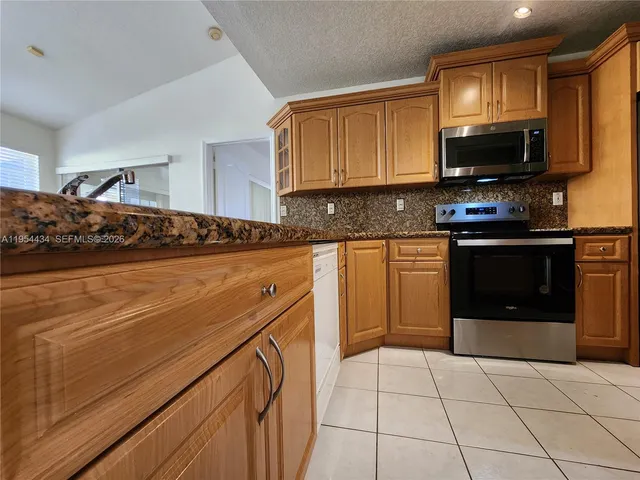 $3,200 | 14653 Southwest 115th Street, Miami, FL 33186