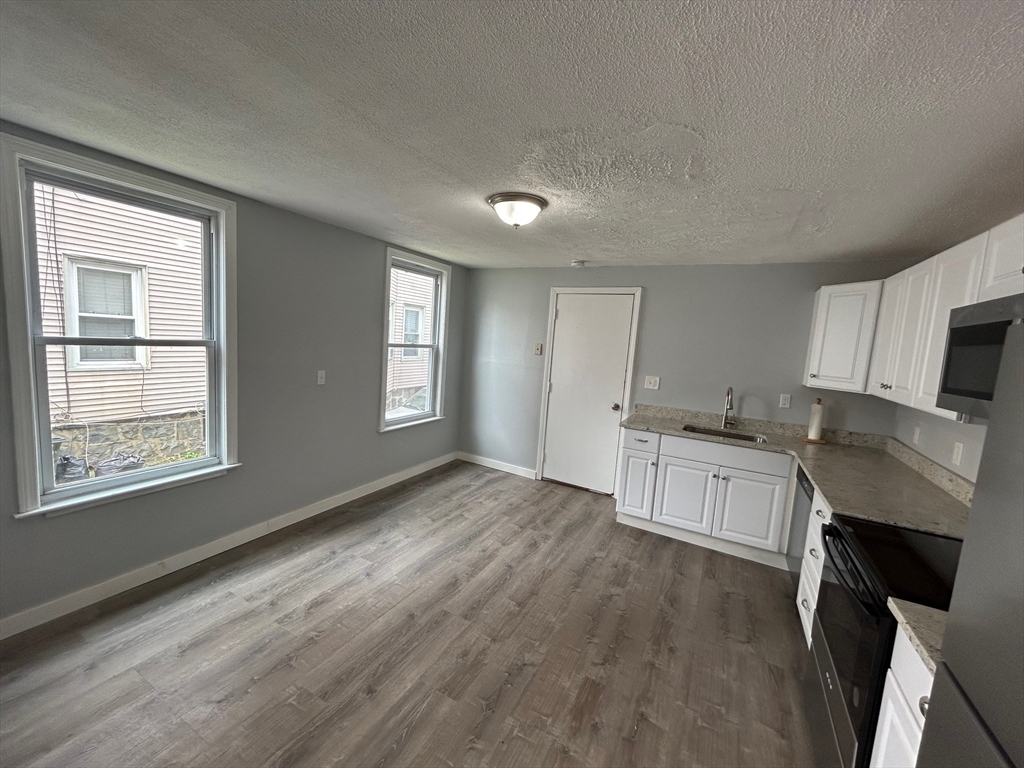 330 Washington Avenue Chelsea, MA 02150 - Photo 5 of 21 Gallery Image 5