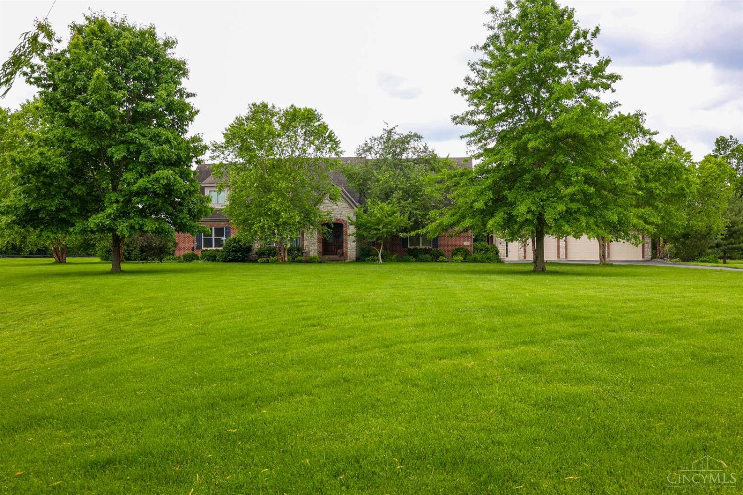 10303 Harrison Road Loveland, OH 45140 - Photo 1 of 76 Gallery Image 1