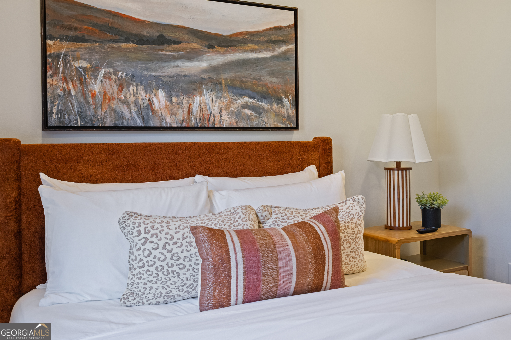 17 North Wesley Ridge Adairsville, GA 30103 - Photo 16 of 30 a living room with a couch