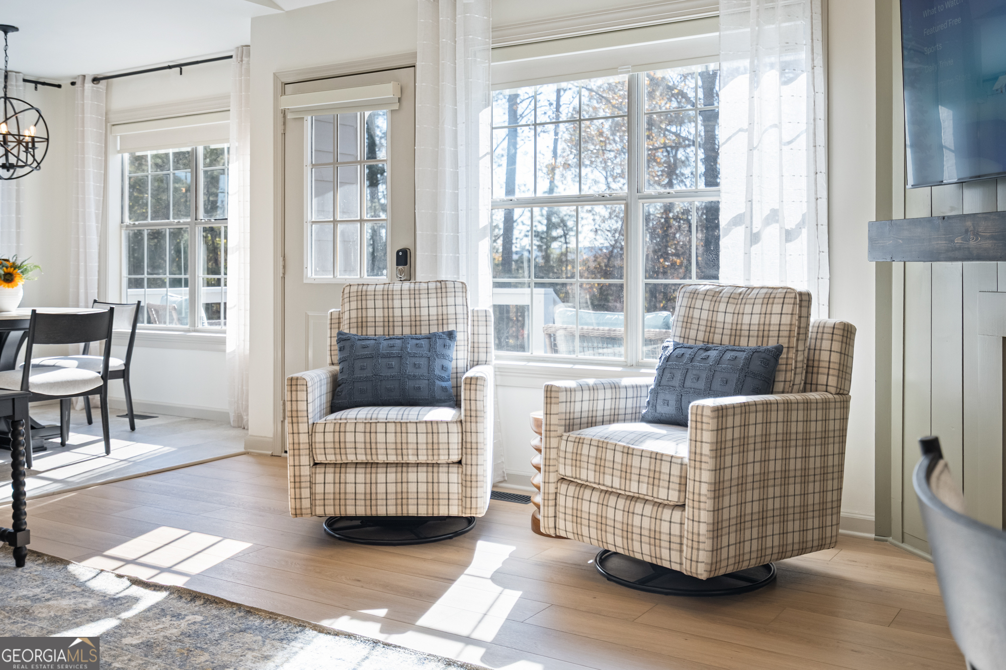 17 North Wesley Ridge Adairsville, GA 30103 - Photo 7 of 30 a living room with furniture and a window