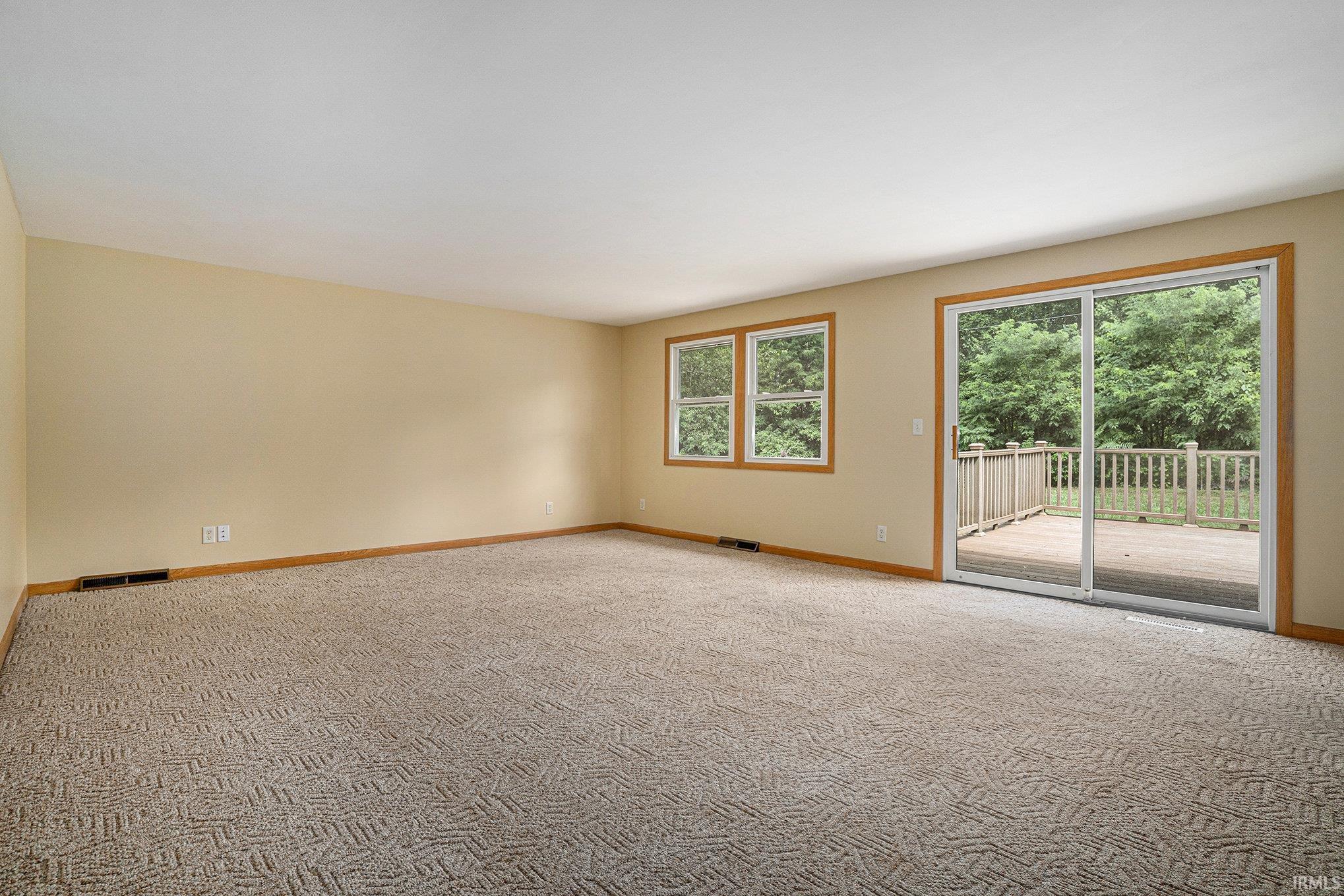 15369 Doris Road Bristol, IN 46507 - Photo 5 of 17 Gallery Image 5