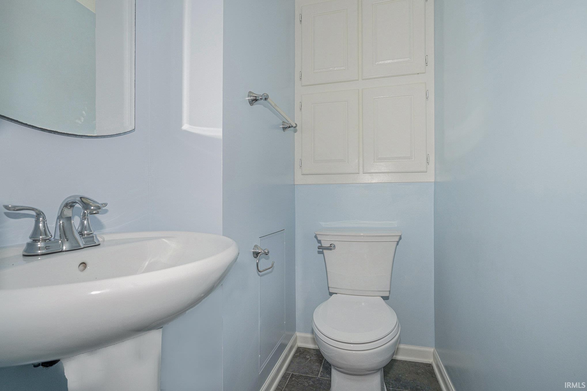 15369 Doris Road Bristol, IN 46507 - Photo 10 of 17 Gallery Image 10