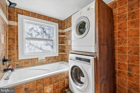 $949,500 | 5511 Alta Vista Road, Bethesda, MD 20814