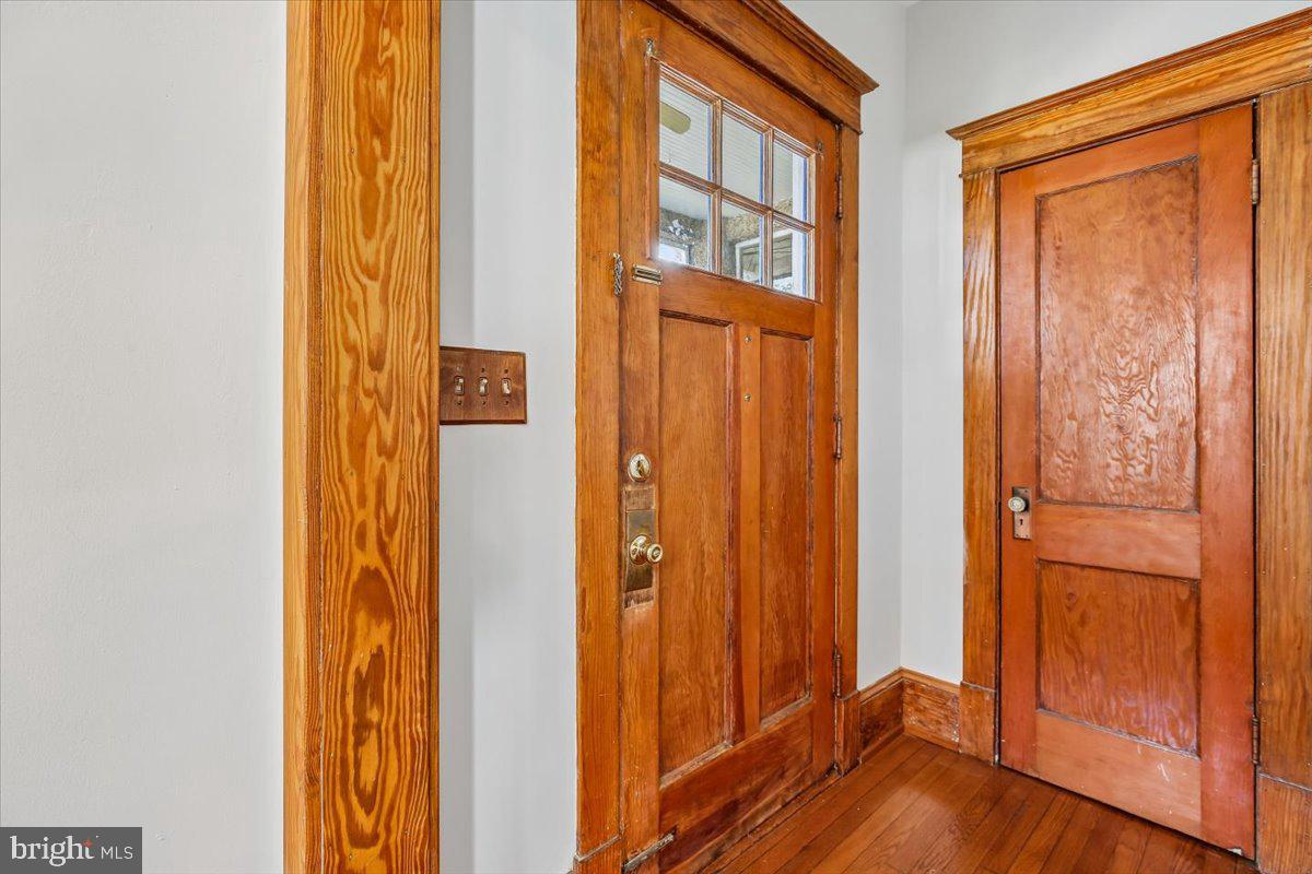 5511 Alta Vista Road Bethesda, MD 20814 - Photo 4 of 54