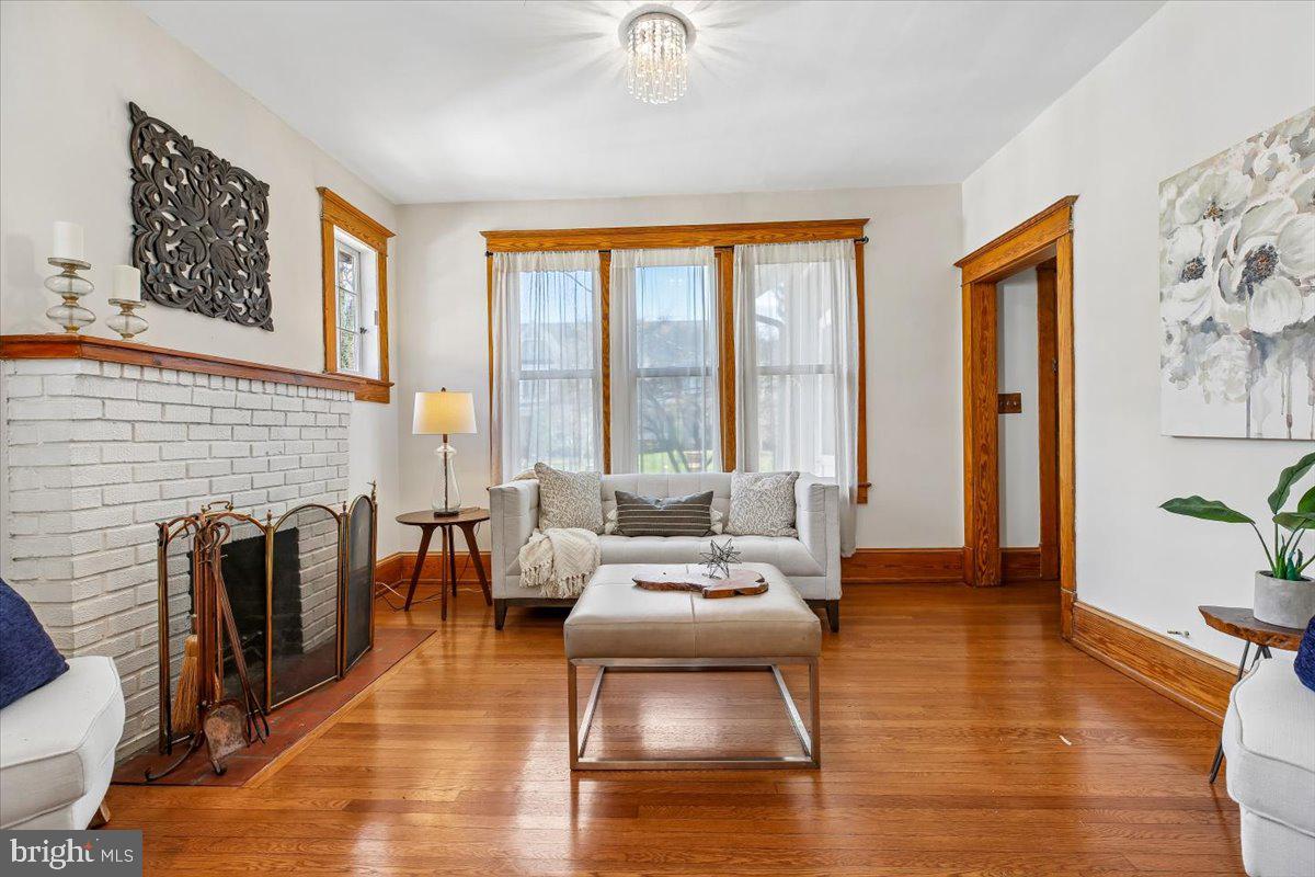 5511 Alta Vista Road Bethesda, MD 20814 - Photo 7 of 54