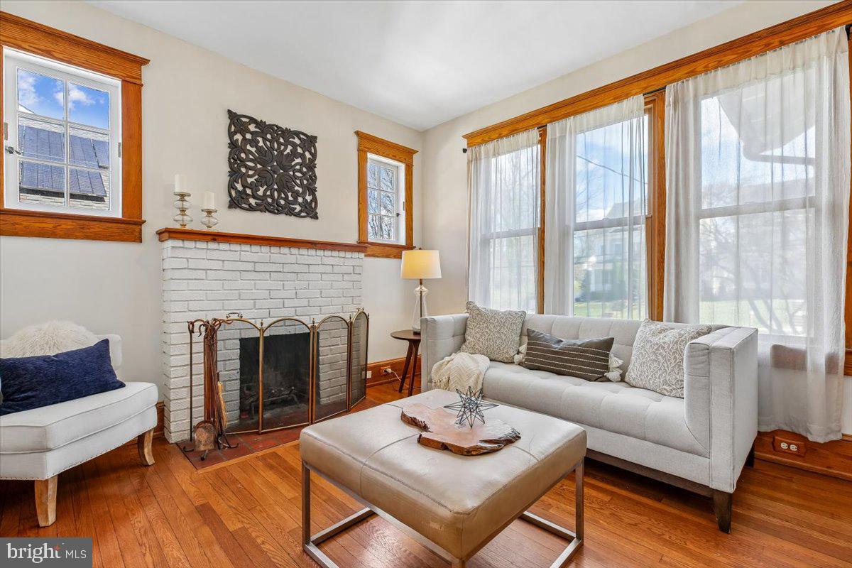 5511 Alta Vista Road Bethesda, MD 20814 - Photo 8 of 54