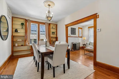 $949,500 | 5511 Alta Vista Road, Bethesda, MD 20814