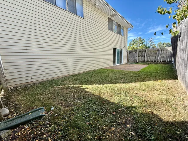 $329,000 | 149 Highbury Drive, Elgin, IL 60120