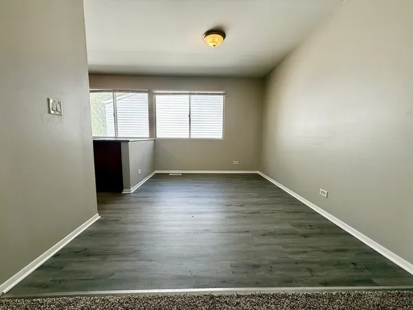 $310,000 | 149 Highbury Drive, Elgin, IL 60120