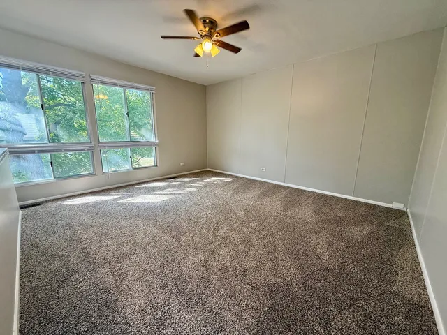 $329,000 | 149 Highbury Drive, Elgin, IL 60120