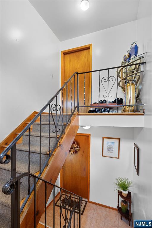109 Cross Street, Unit 2 Harrison, NJ 07029 - Photo 2 of 9