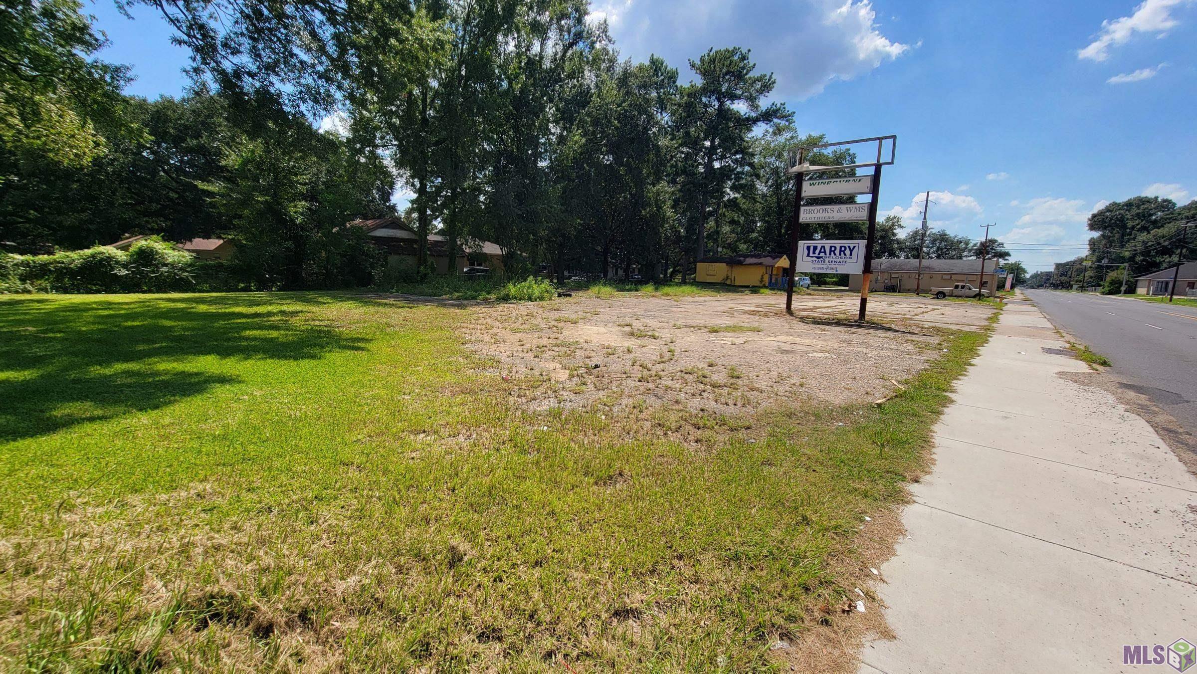 4150 Winbourne Avenue Baton Rouge, LA 70805 - Photo 2 of 4 High Traffic Area