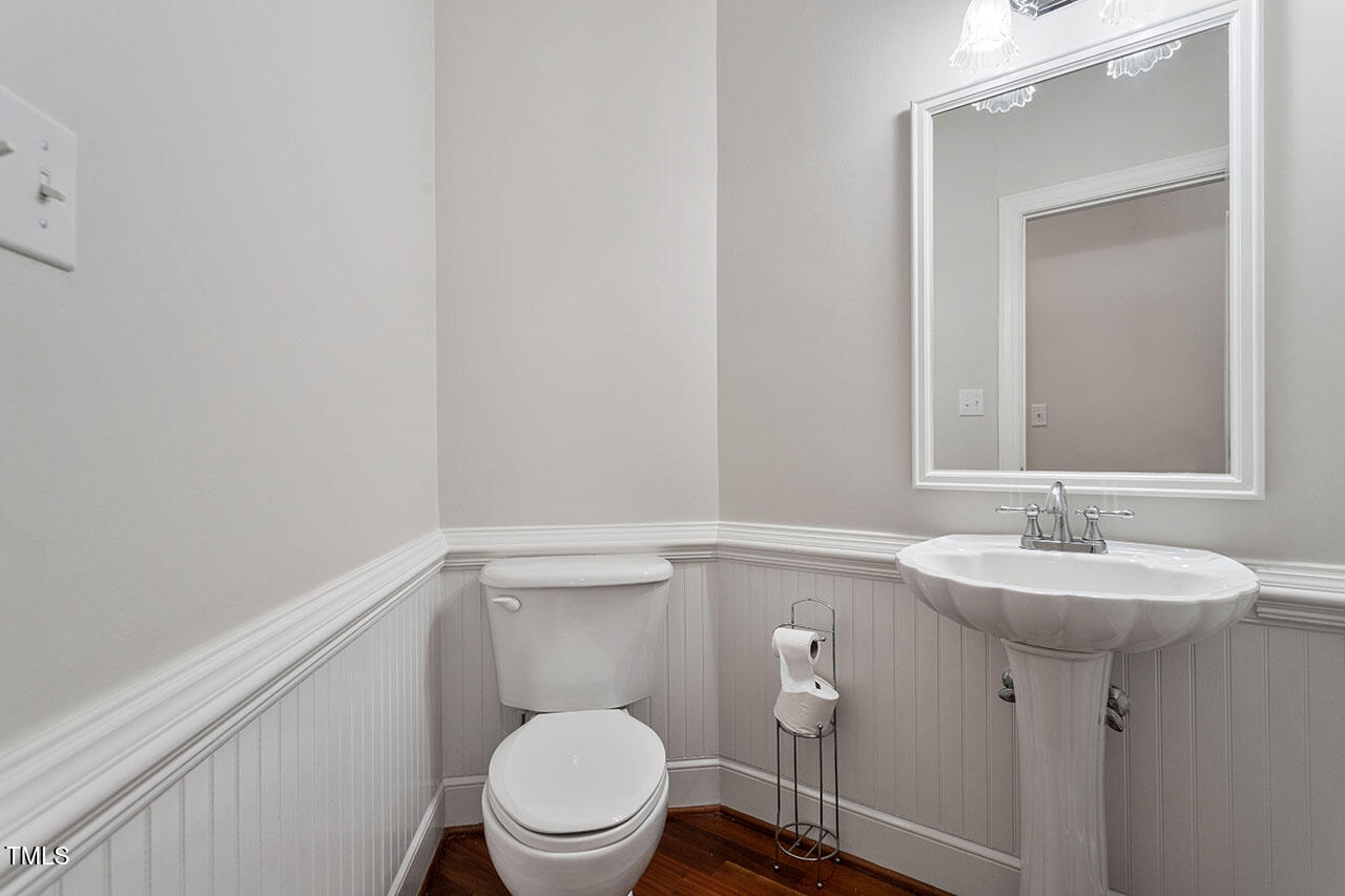 12817 Strickland Road Raleigh, NC 27613 - Photo 21 of 49