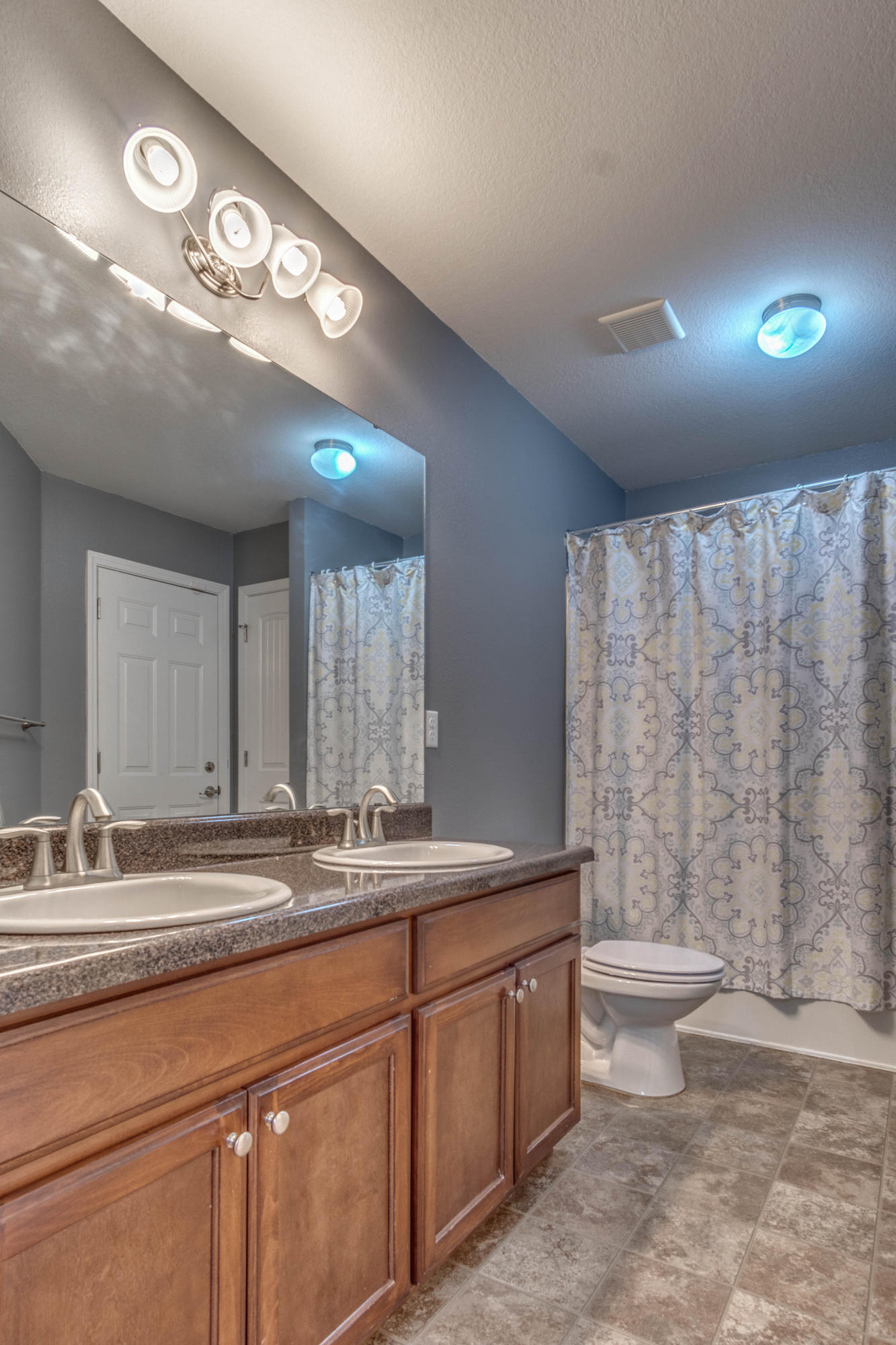 216 Raptor Drive Crestview, FL 32536 - Photo 18 of 36 Gallery Image 18