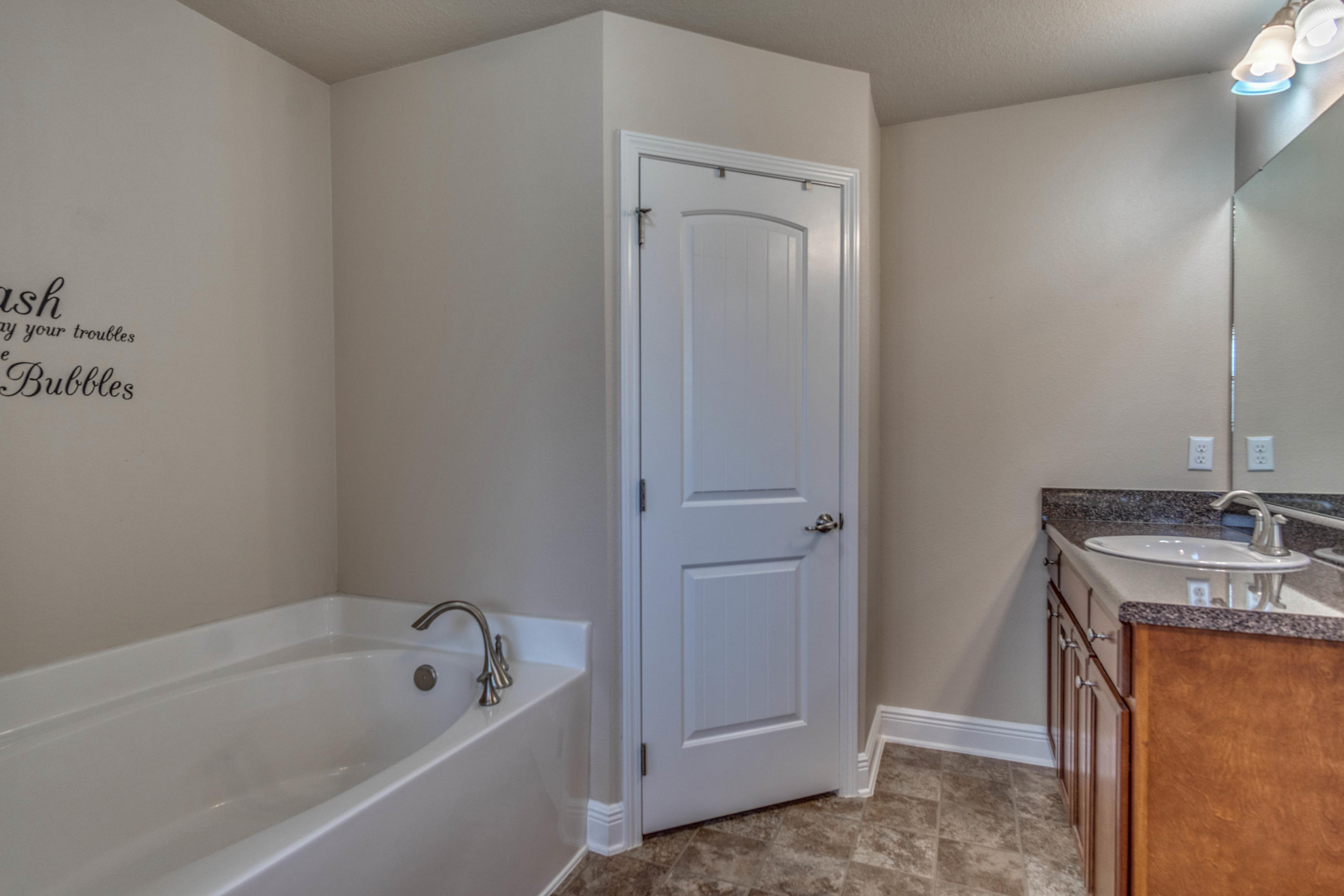 216 Raptor Drive Crestview, FL 32536 - Photo 29 of 36 Gallery Image 29