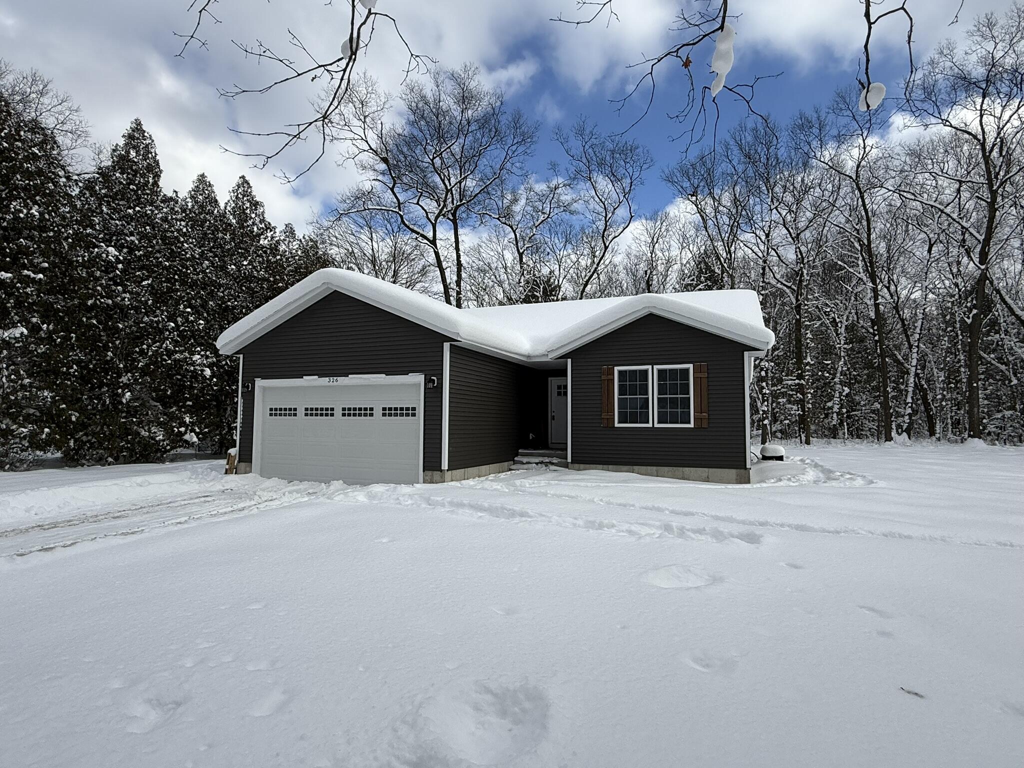 326 South Dangl Road Muskegon, MI 49442 - Photo 3 of 19 IMG_7621