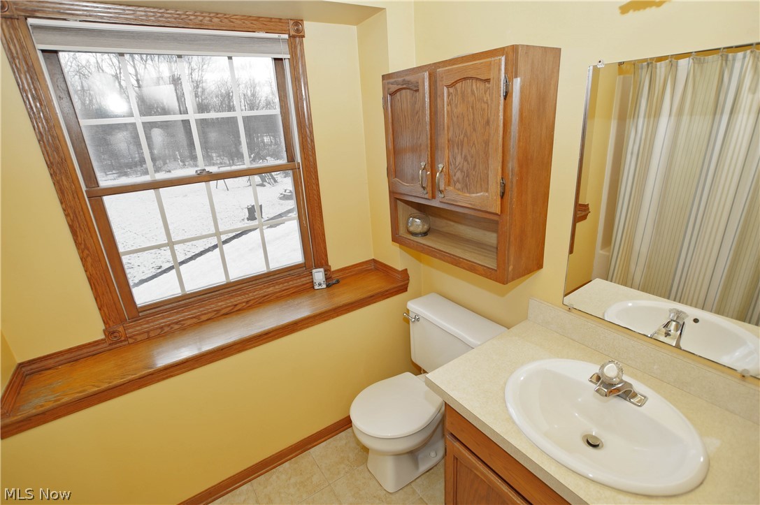 2776 Work Road Ravenna, OH 44266 - Photo 22 of 35 Master bath.
