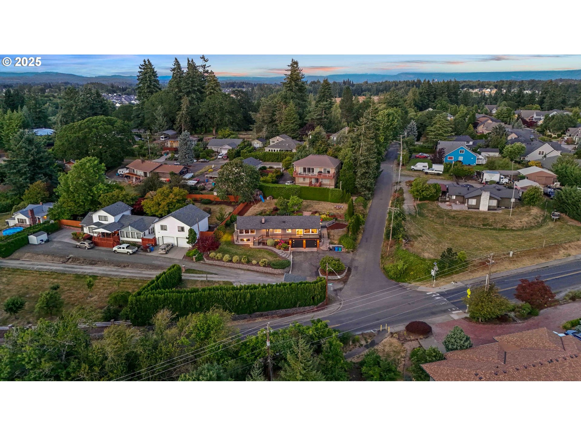 470 South 9th Court Ridgefield, WA 98642 - Photo 41 of 47 a view of a city