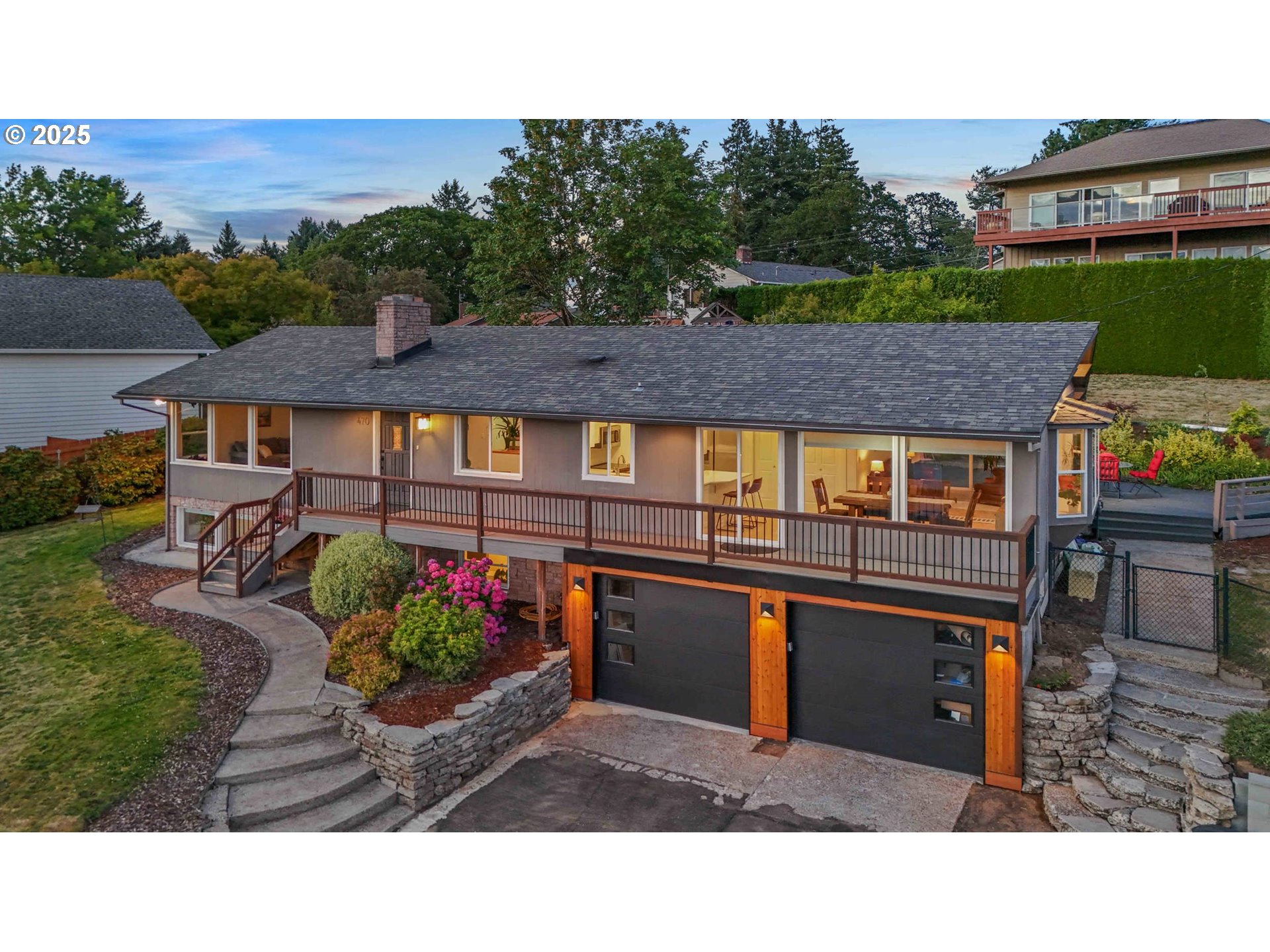 470 South 9th Court Ridgefield, WA 98642 - Photo 43 of 47 a balcony with furniture and a potted plant