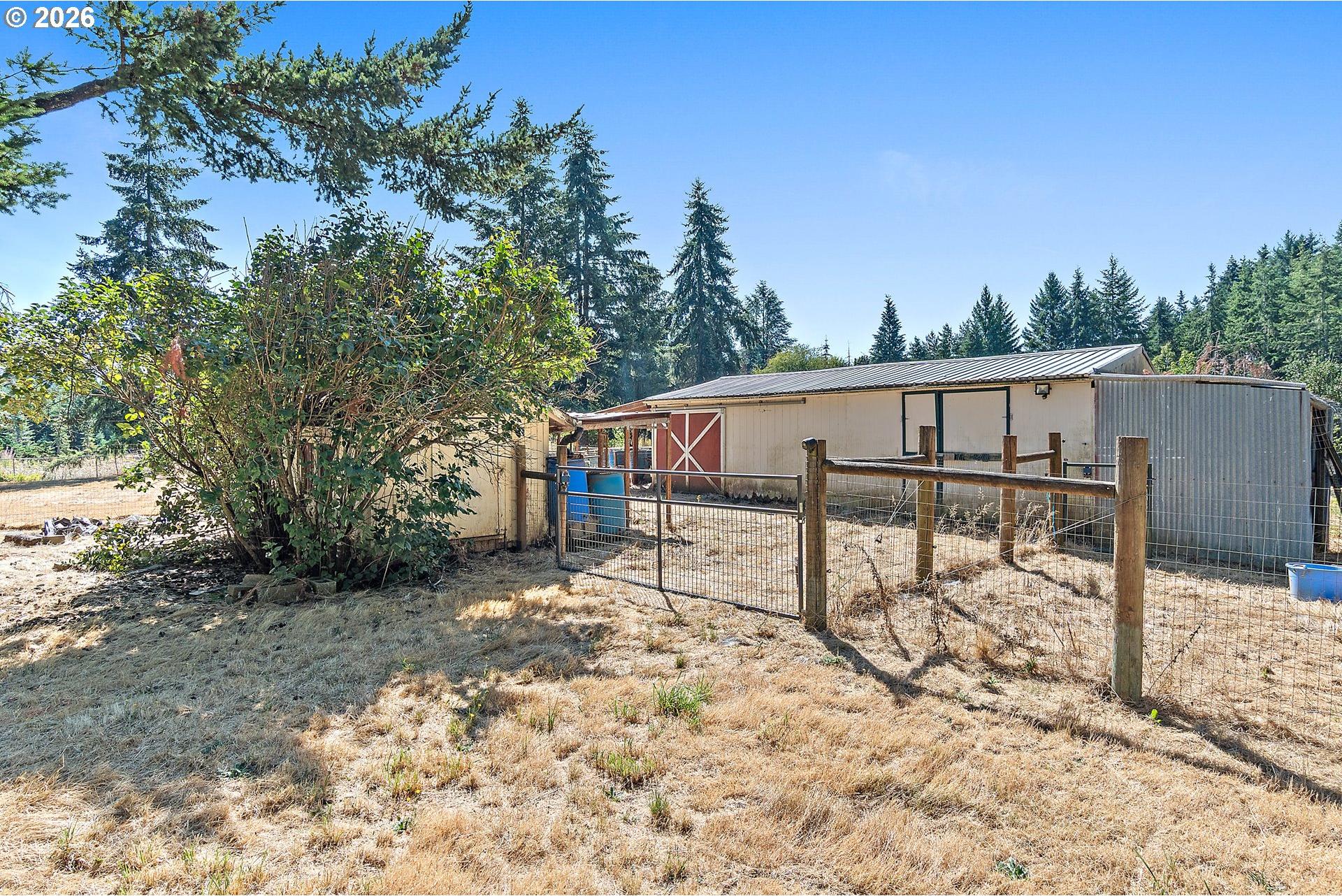 35538 Southeast Snuffin Road Estacada, OR 97023 - Photo 37 of 47 Barn