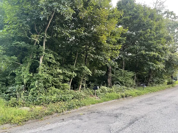 $164,900 | 22 Frances Drive, Seymour, CT 06483