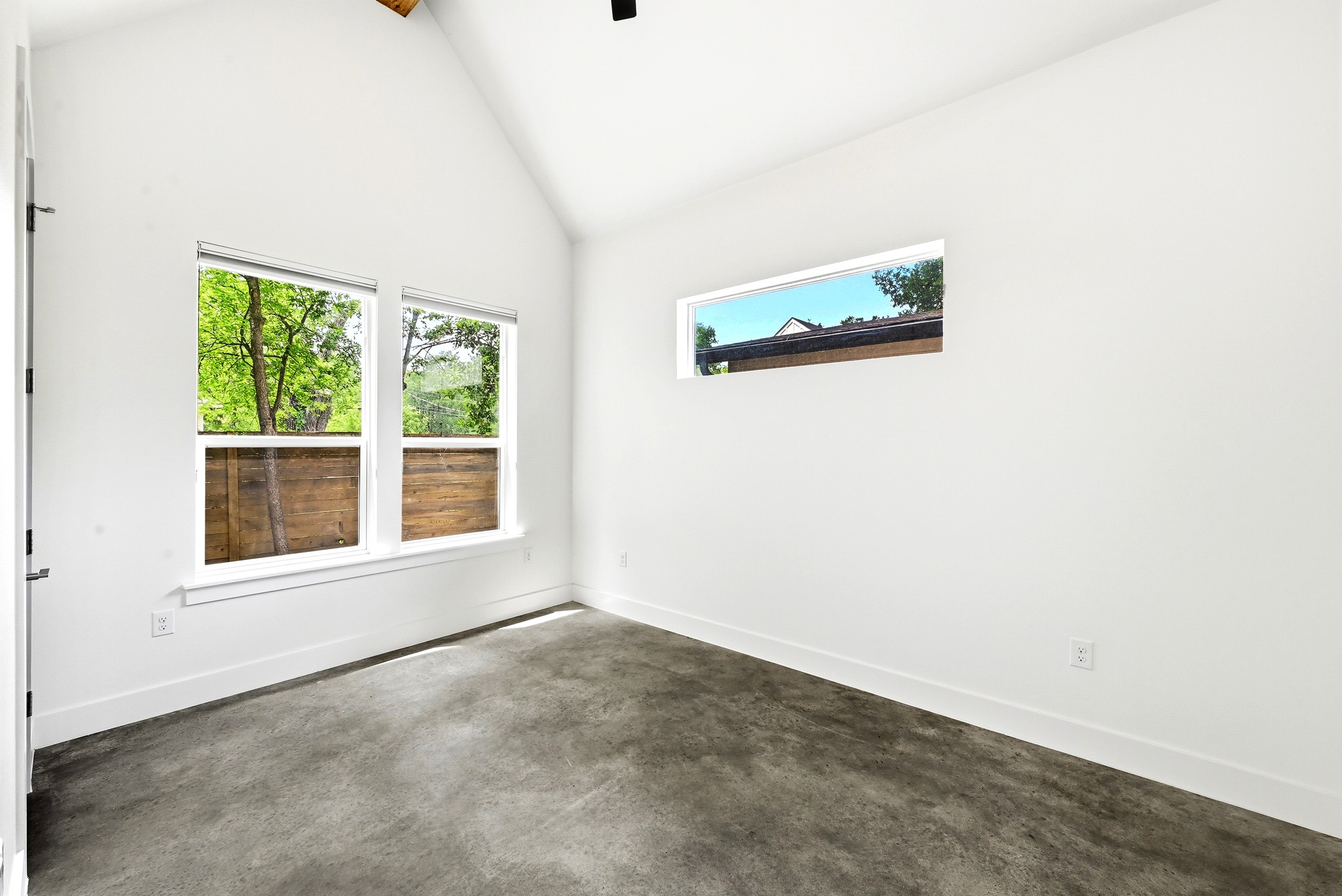 1218 Eleanor Street, Unit 2 Austin, TX 78721 - Photo 18 of 25