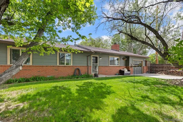 $945,000 | 325 & 325 1/2 E 11th Street, Salida, CO 81201