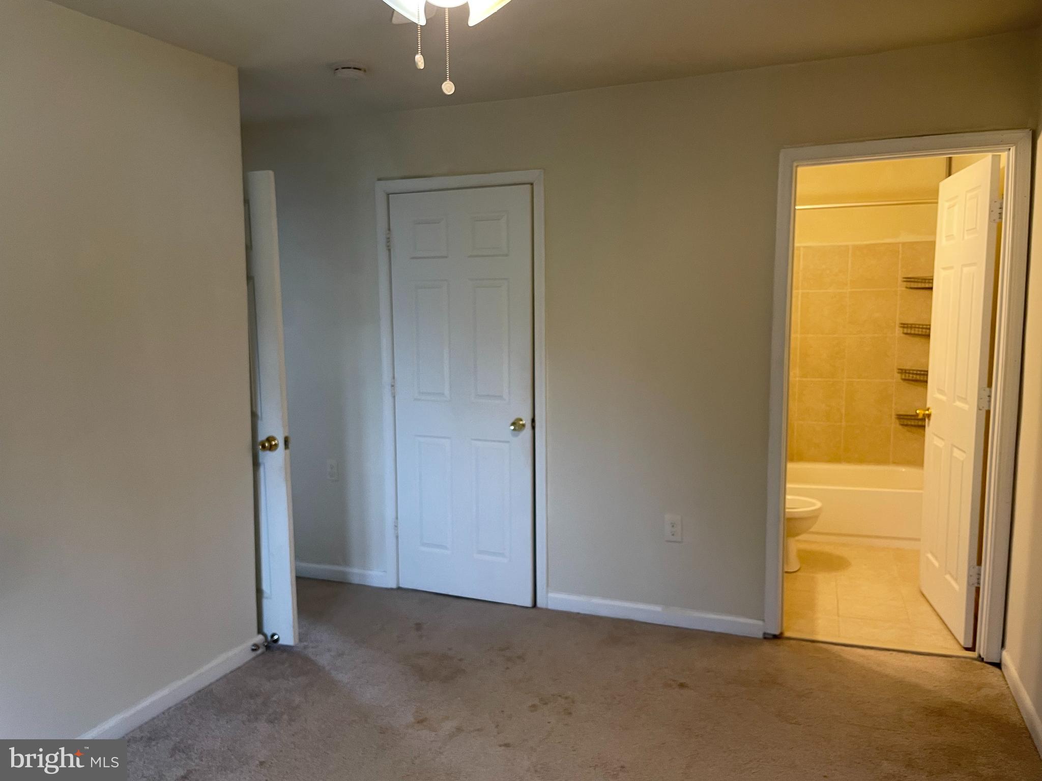 17448 Hoskinson Road Poolesville, MD 20837 - Photo 4 of 13