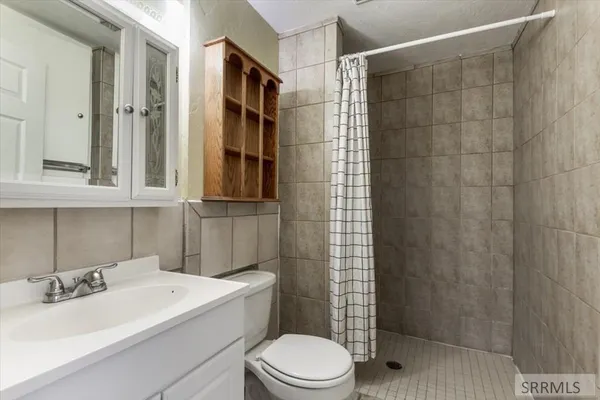 $245,000 | 795 North Shilling Avenue, Blackfoot, ID 83221