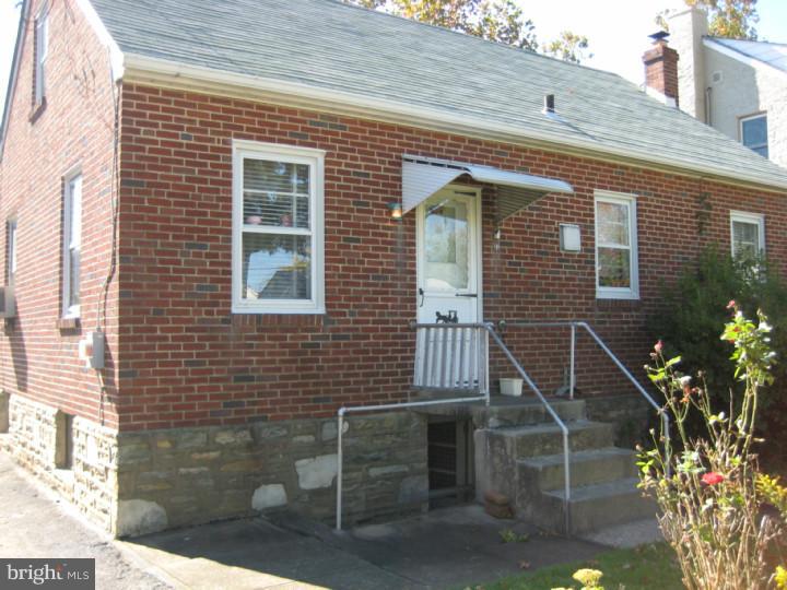 919-21 Faunce Street Philadelphia, PA 19111 - Photo 14 of 16 Exterior Back