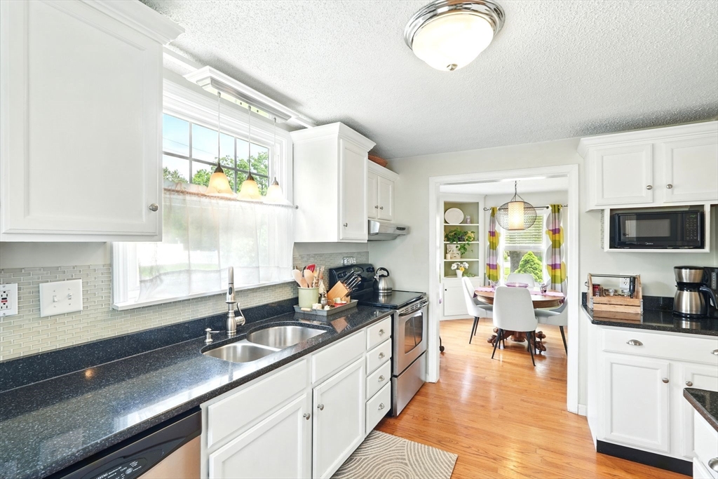 2480 Wilbraham Road Springfield, MA 01129 - Photo 13 of 40