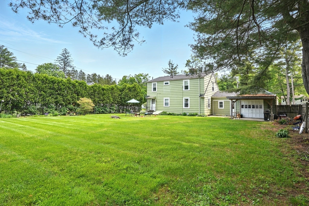 2480 Wilbraham Road Springfield, MA 01129 - Photo 8 of 40