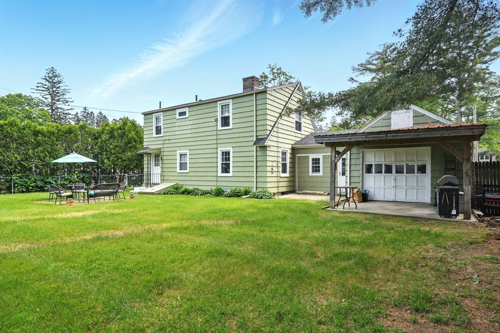 2480 Wilbraham Road Springfield, MA 01129 - Photo 9 of 40