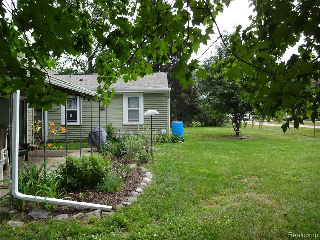 3105 Gerald Avenue Rochester Hills, MI 48307 - Photo 6 of 30