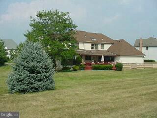 205 Ridings Way Ambler, PA 19002 - Photo 2 of 6 Gallery Image 2